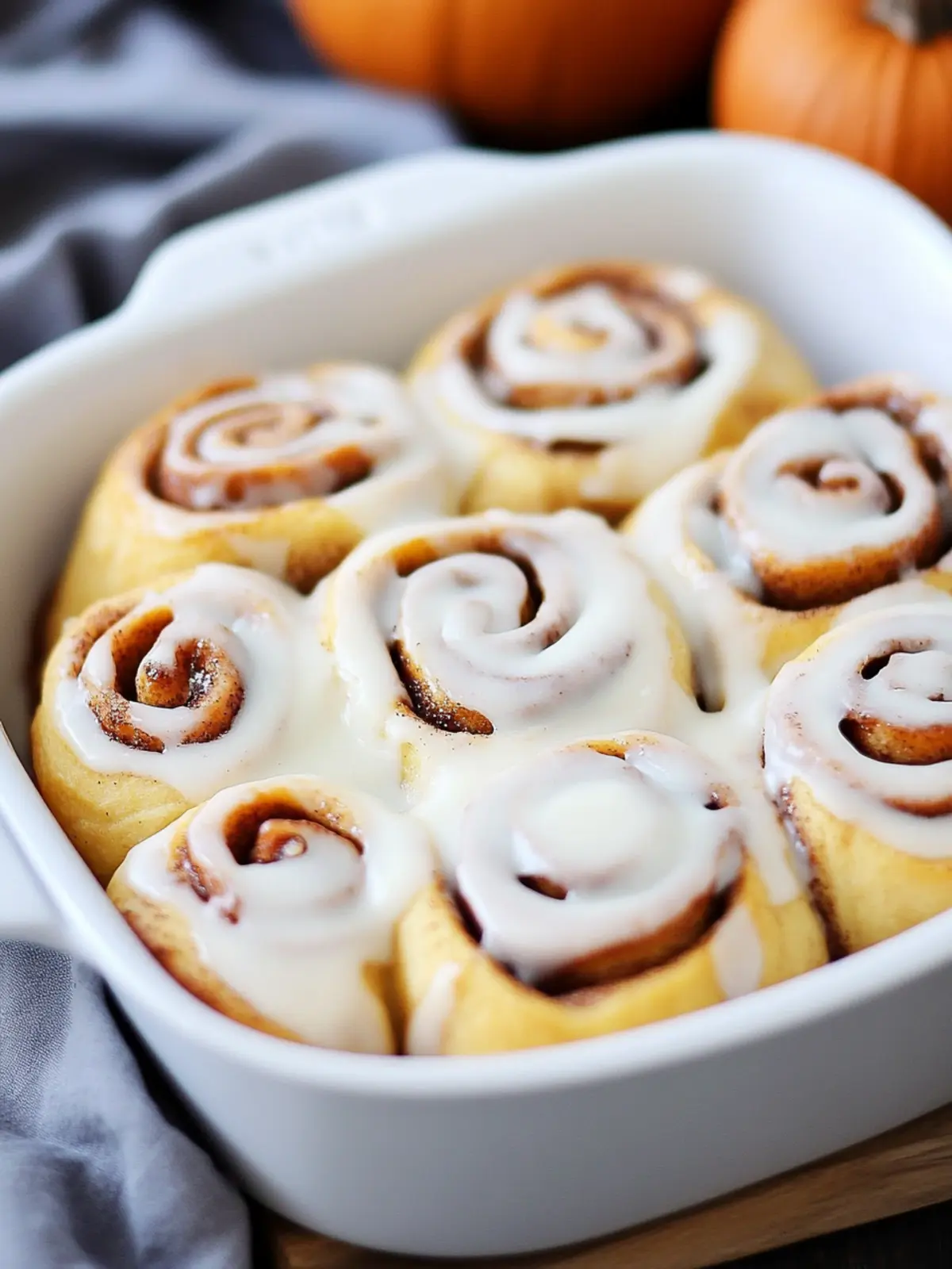 Pumpkin Cinnamon Rolls That Will Spice Up Your Autumn Mornings 3 Pumpkin Cinnamon Rolls